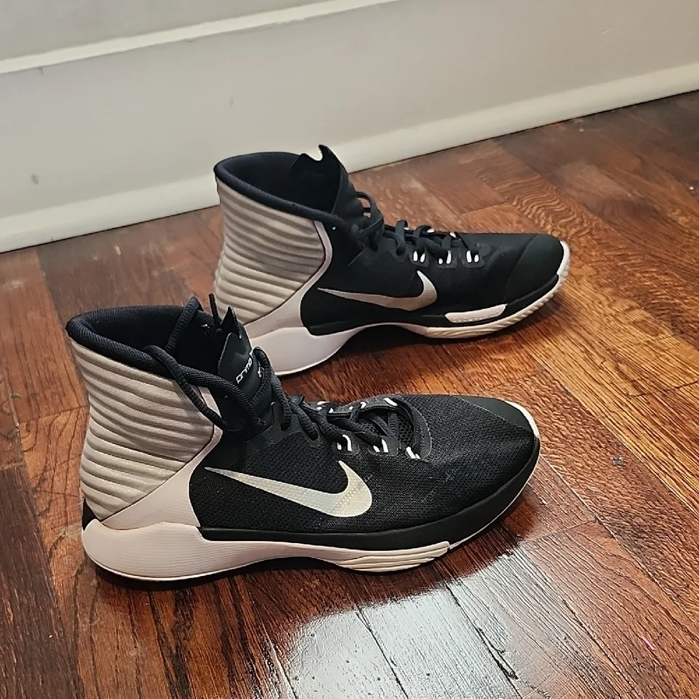 Nike Prime Hype 2016 Black and White Basketball Sneakers
